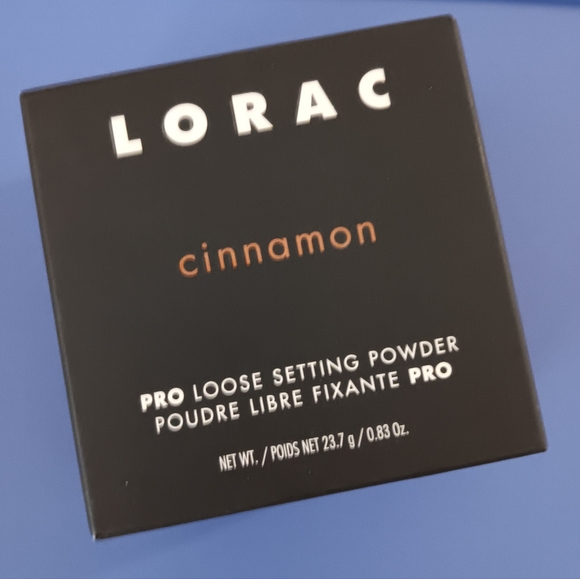LORAC PRO Loose Setting Powder - Picture 4 of 4